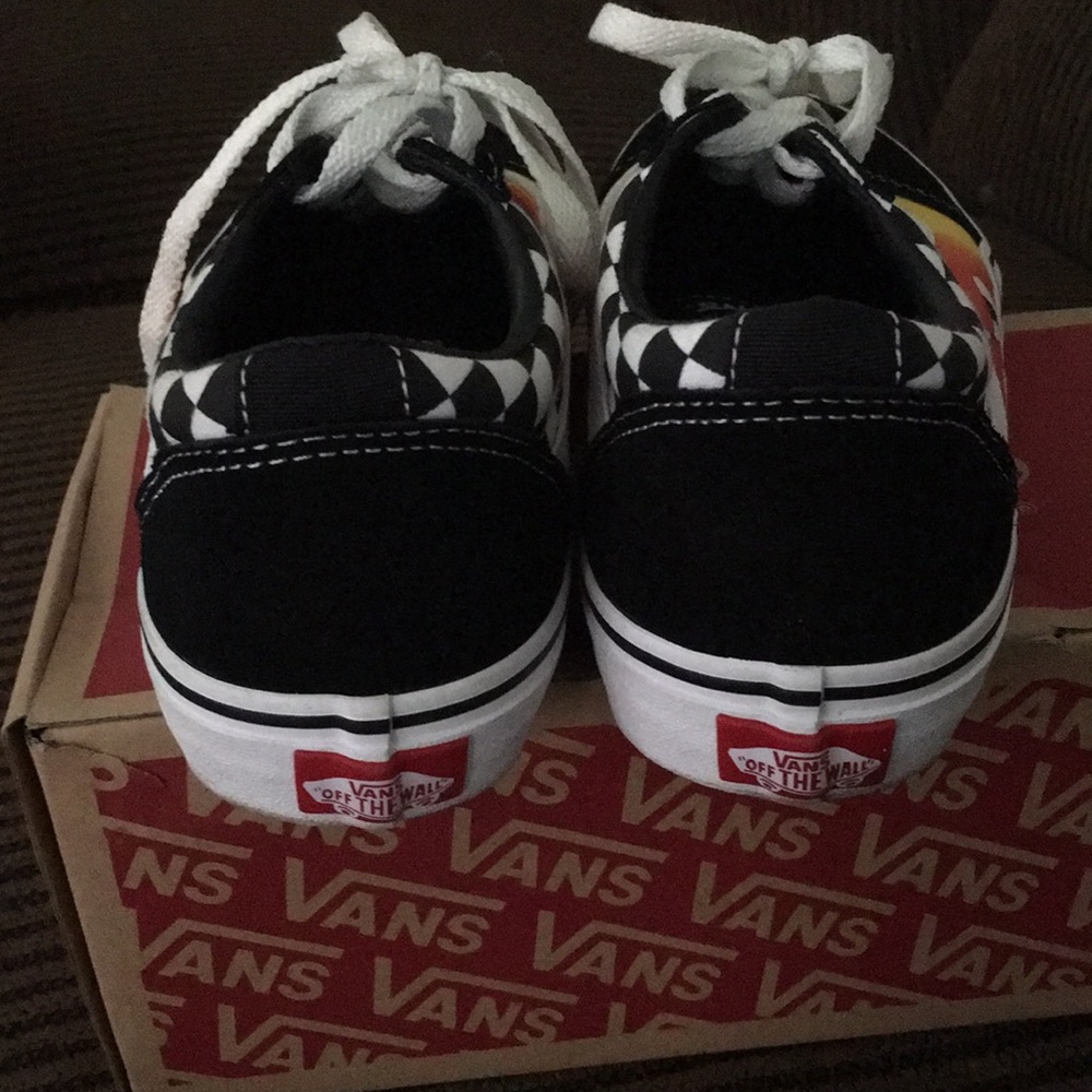 Old skool flame vans - Picture 2 of 4